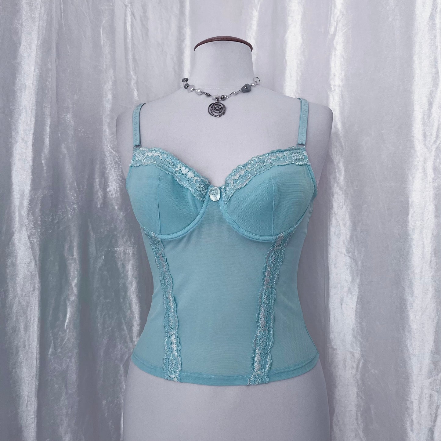 00’s baby blue corset top 🦋