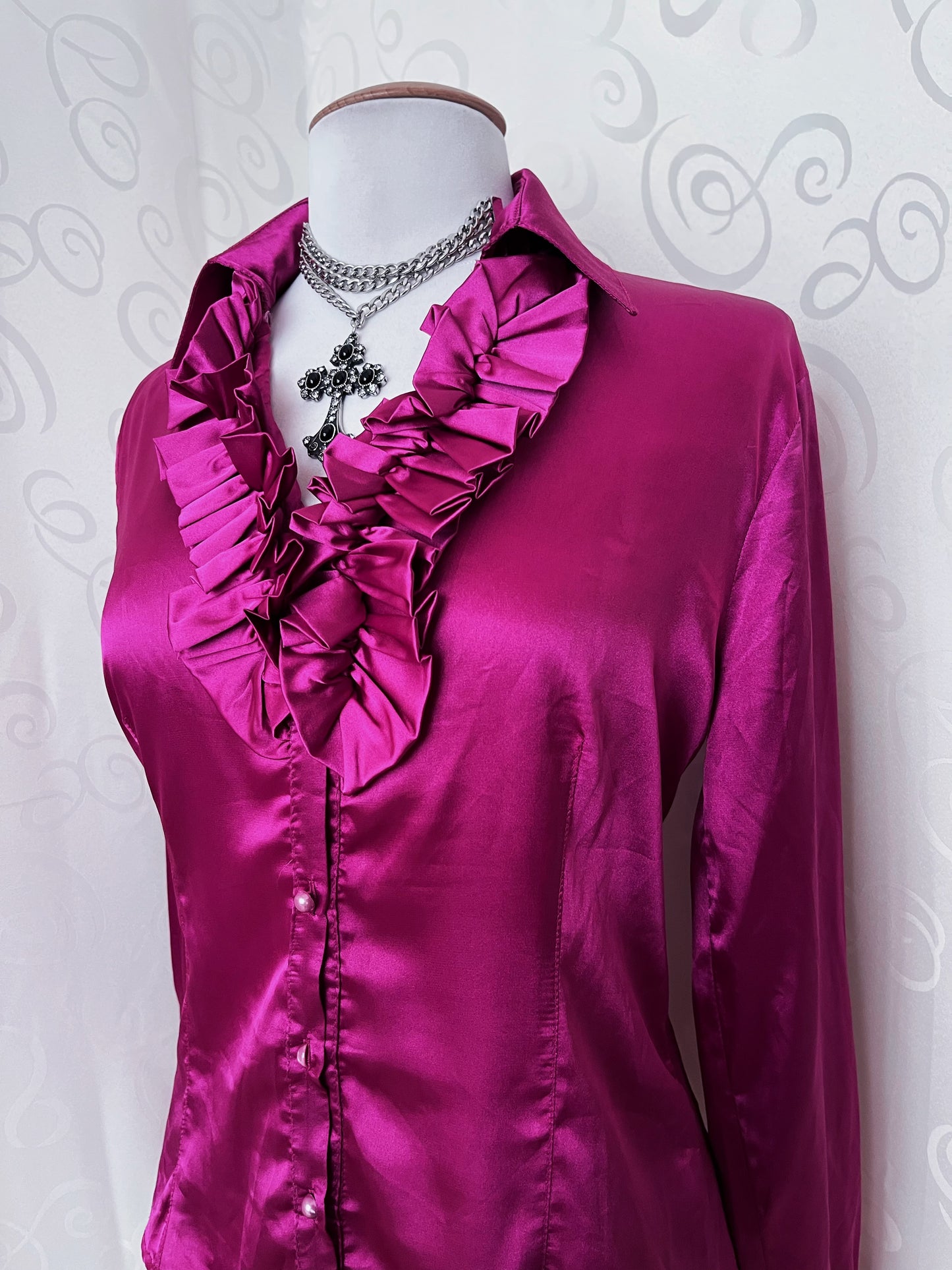 Gothic Jirai Kei magenta satin ruffle shirt 💜💞