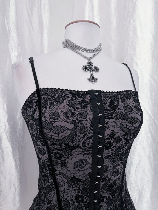 00’s gothic velvet & cotton top 🕷️