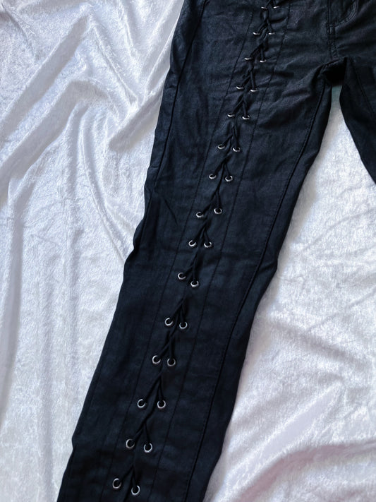 Gothic lace-up faux leather jeans π¦