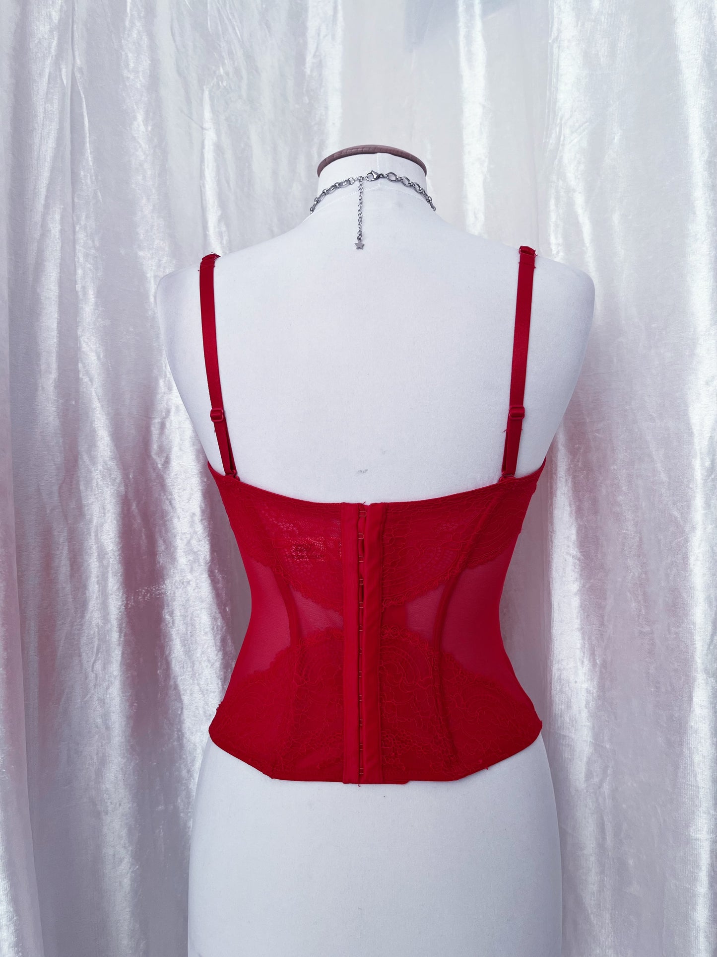 Stunning Y2K red corset top 💋