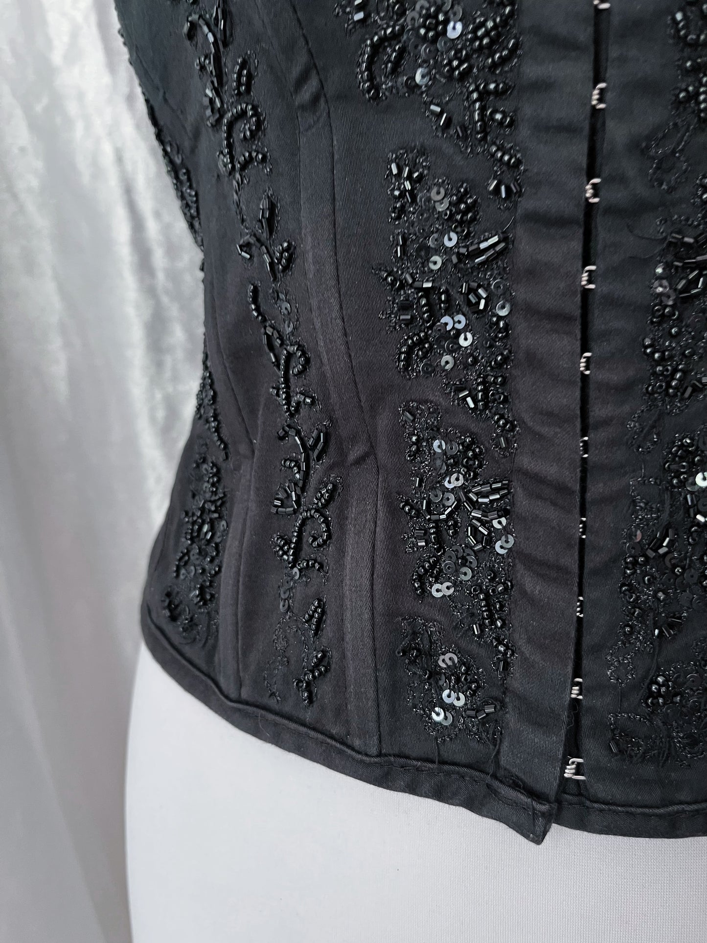 Dark fairy cotton embroidered corset 🧚🏻