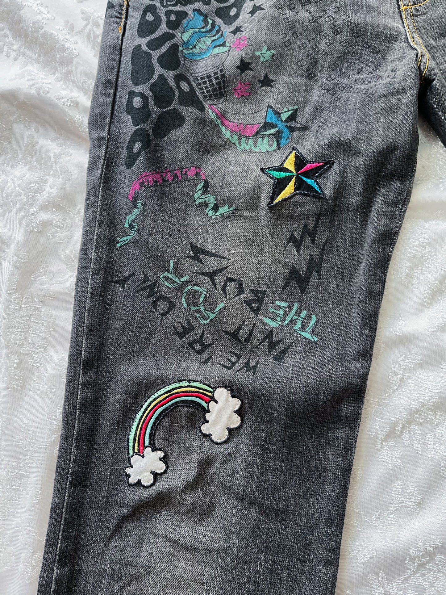 00’s Killah jeans with graffiti y2k details