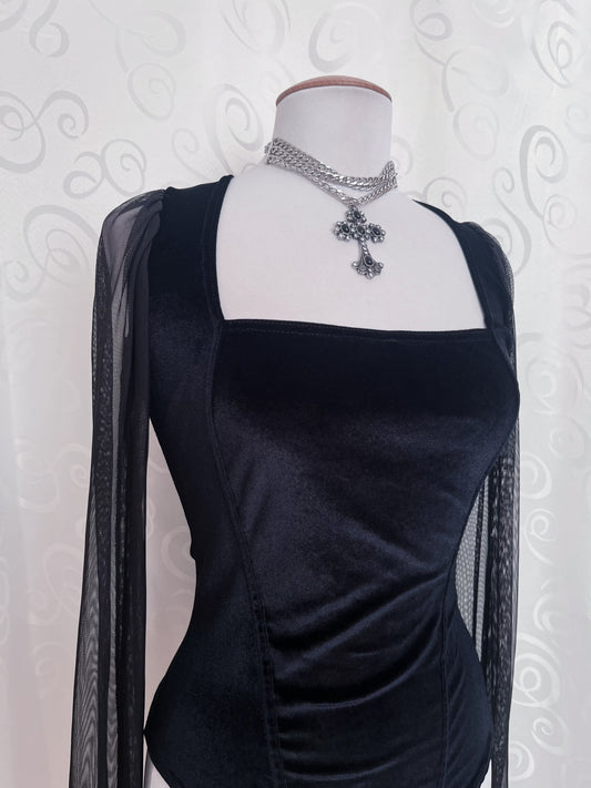 Gothic velvet top with long mesh sleeves π¦π