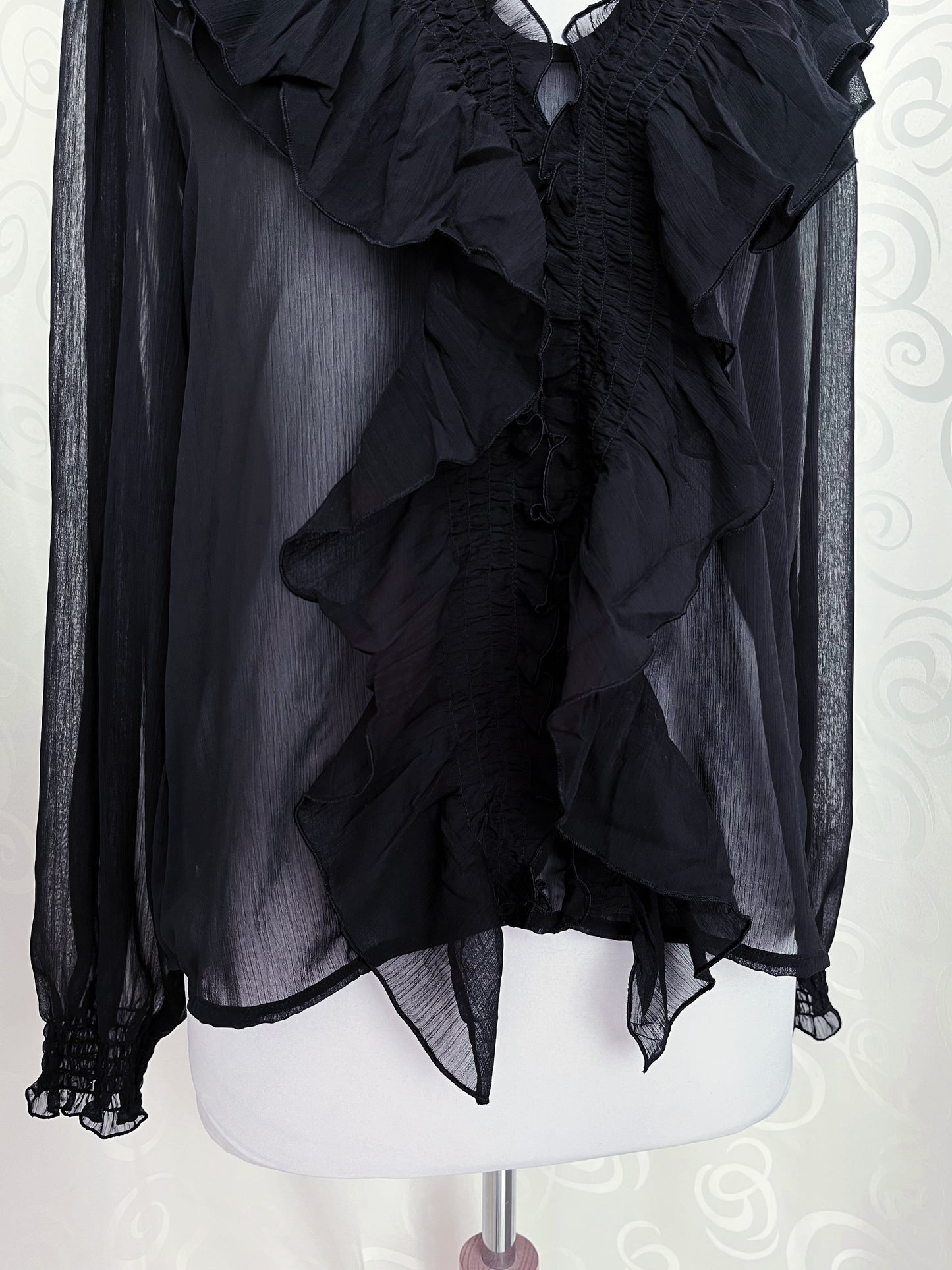 Gothic/Jirai Kei ruffle mesh shirt 🌀✨
