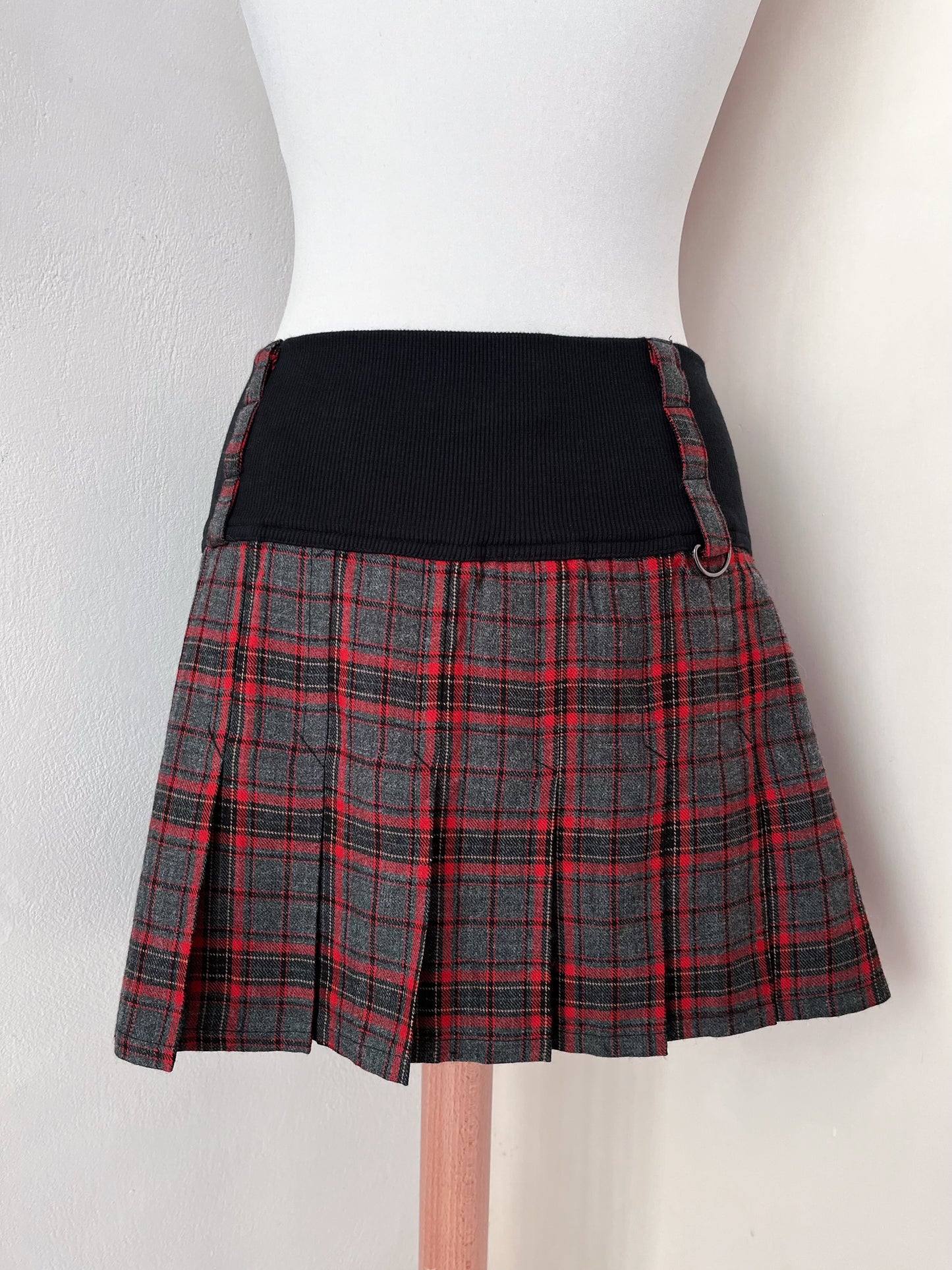 00’s checked wool skirt