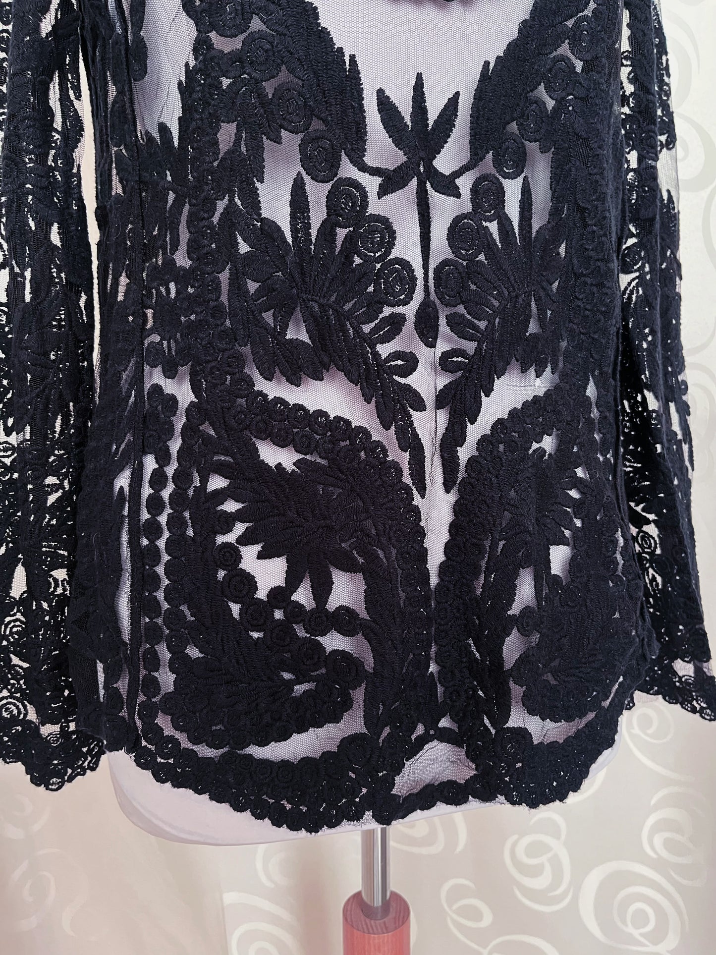 00’s whimsygoth see-through embroidered top 🦇🔮