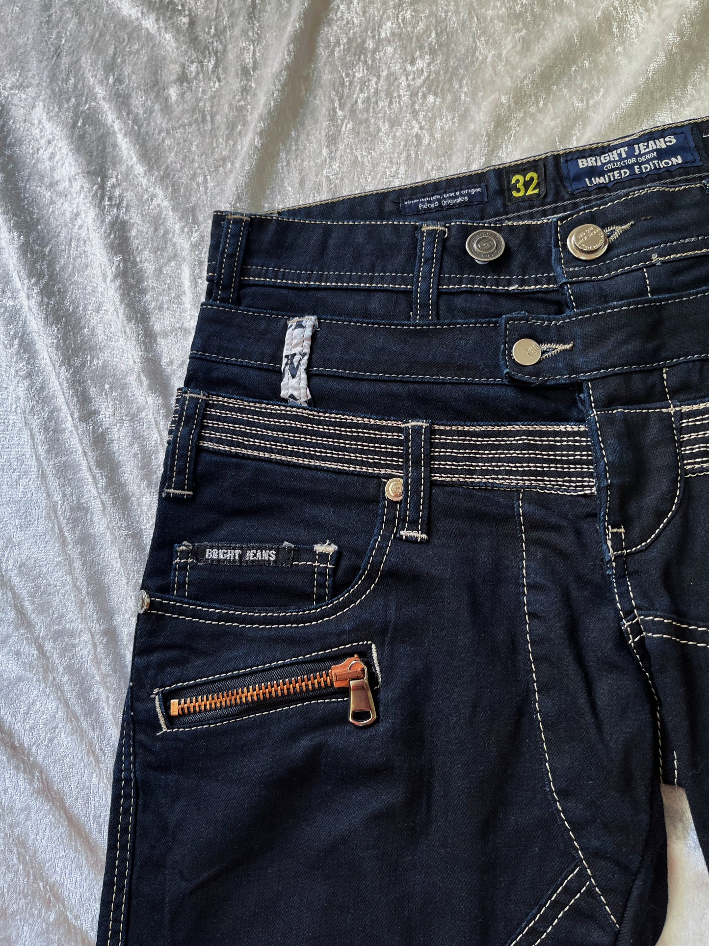 Limited Edition Men’s Bright Jeans rare jeans 🎸