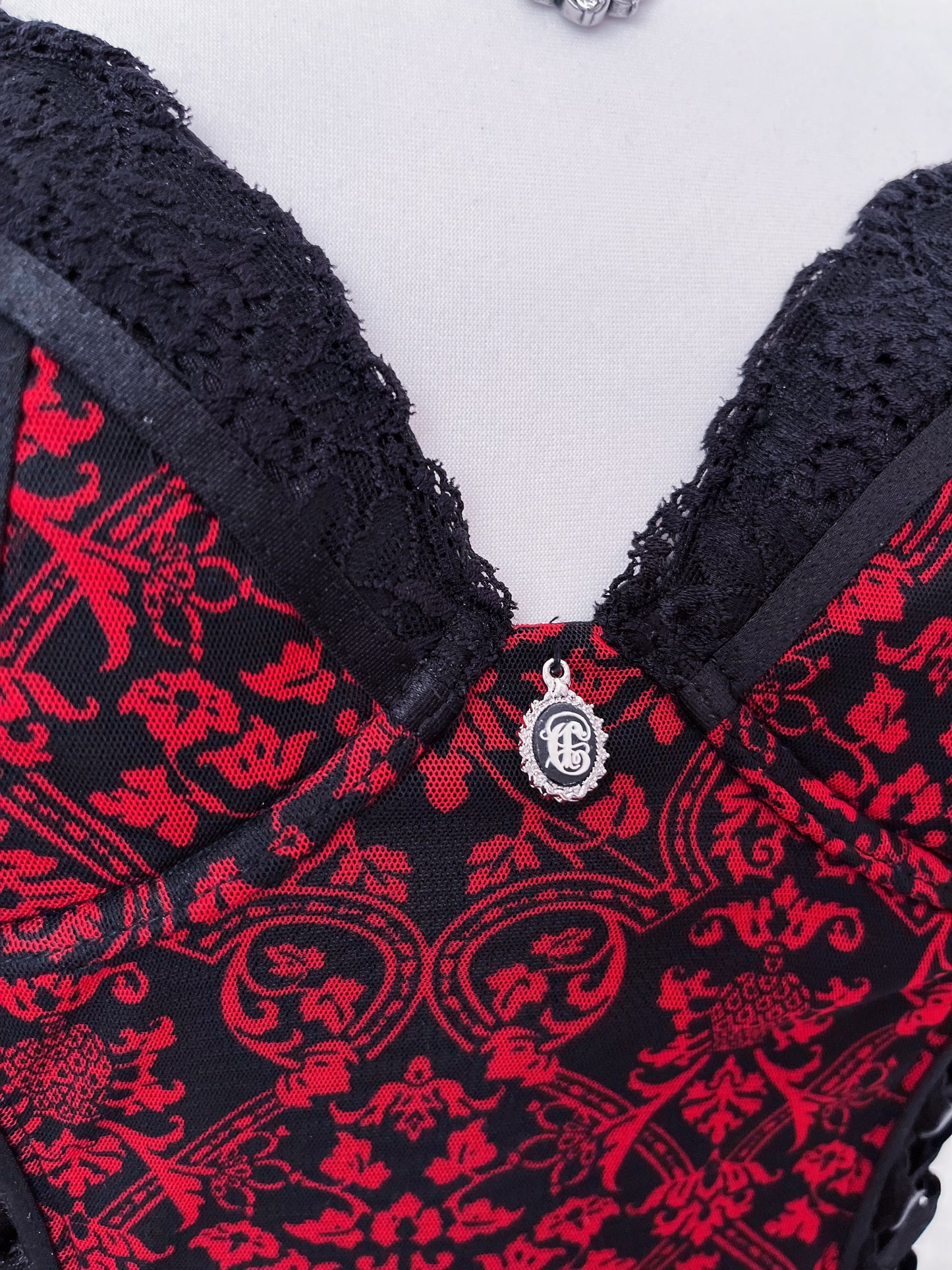 Gothic vampire red & black corset top 🦇
