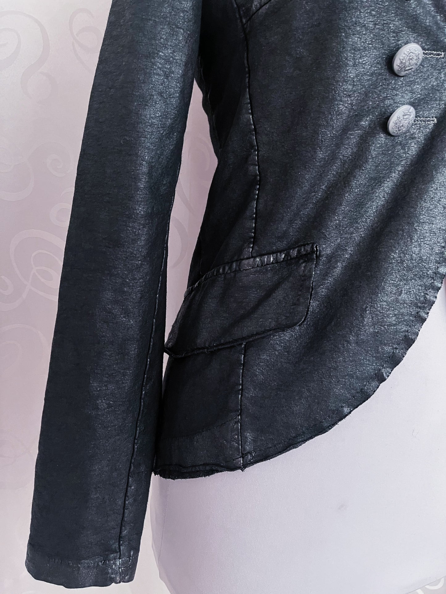 00’s gothic faux leather military jacket 🦇