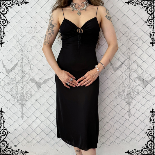 Witchy black dress 🦇🌀