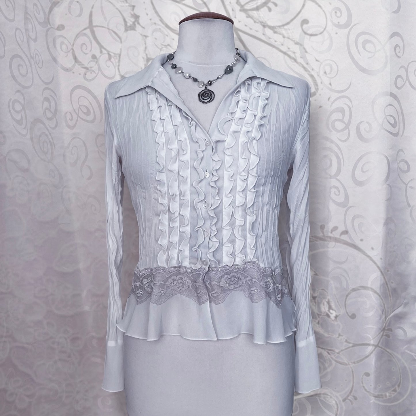 Angelic coquette ruffle mesh shirt with lace details 🪽