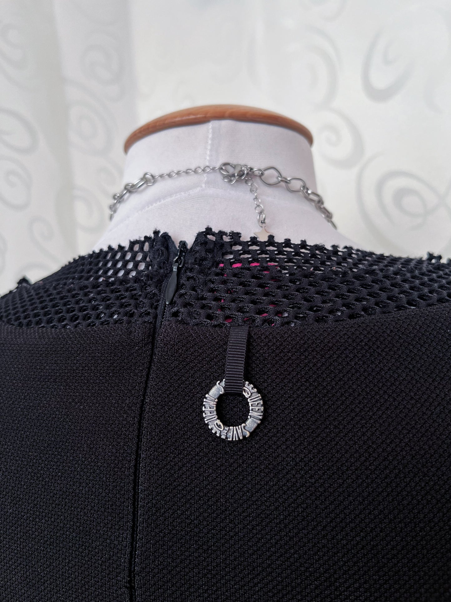 00’s SAVE THE QUEEN rare fishnet dress 🦇💜