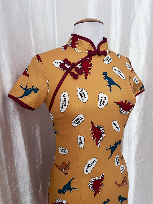 Modern Chinese Cheongsam Qipao dress with dinosaurs print π¦π¦
