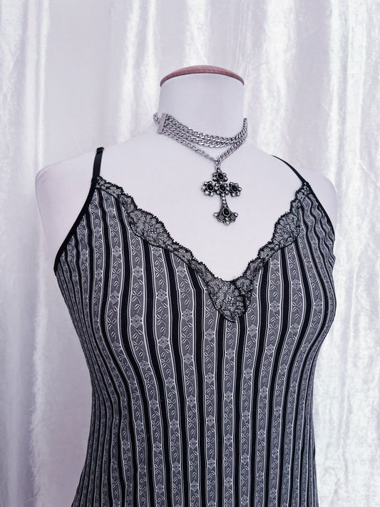 Vintage gothic nightgown ๐ธ๏ธ