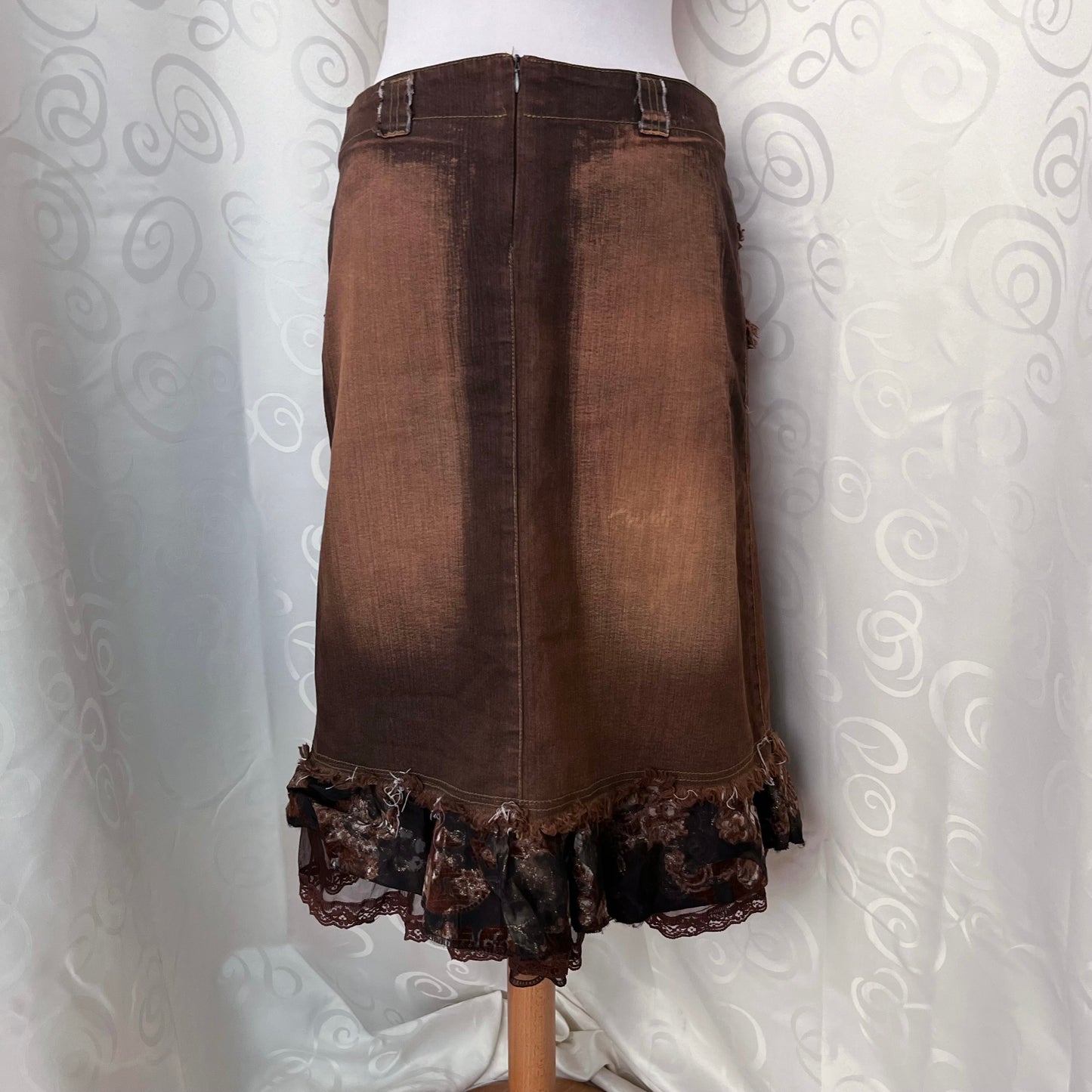 00βs whimsy denim brown skirt with lace & velvet details ππ