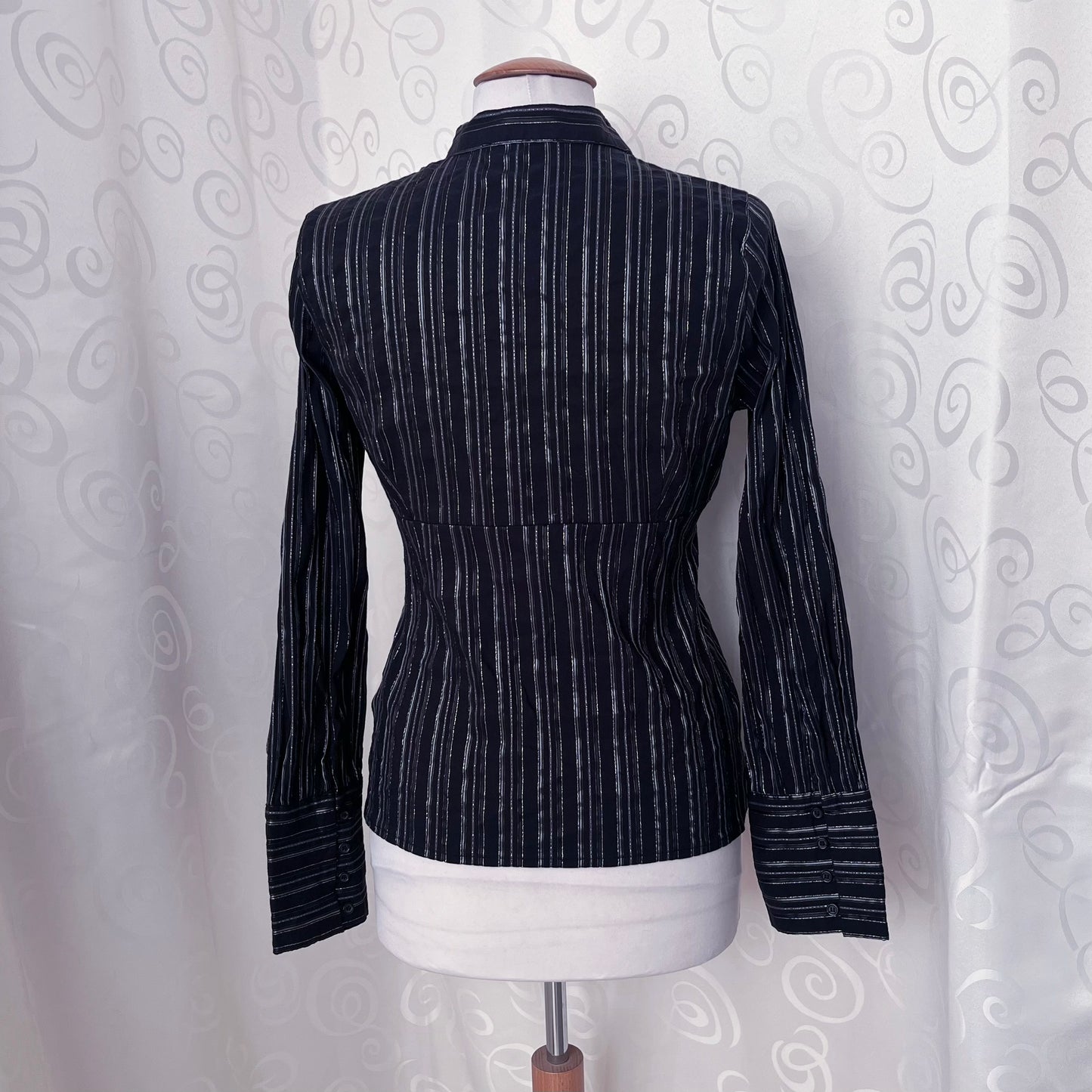 Gothic Jack Skellington style striped shirt ๐ค๐