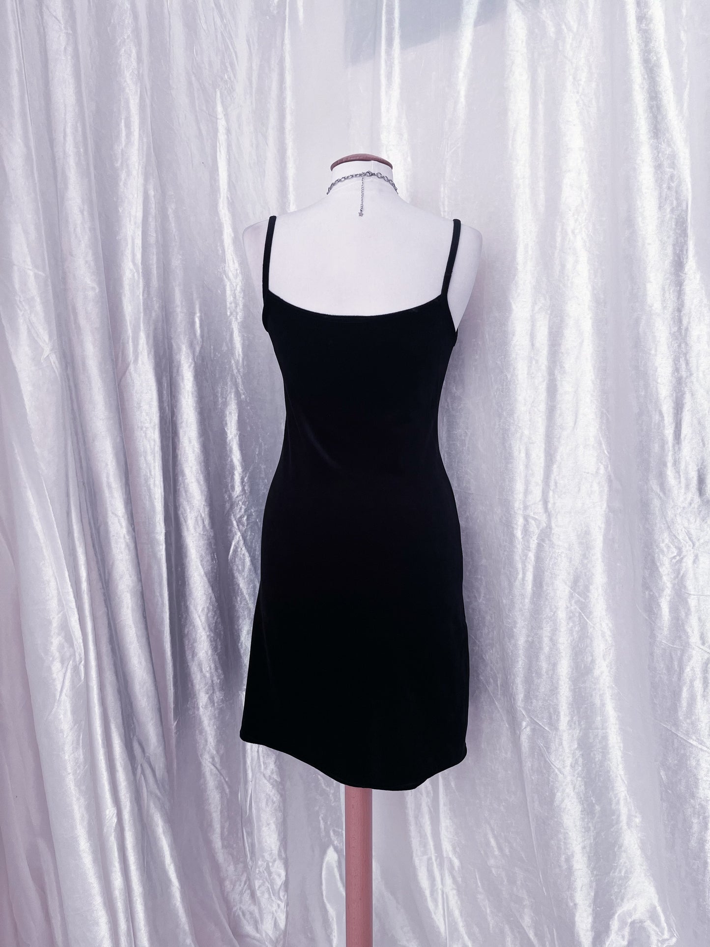 Y2K velvet black dress 🕸️✨