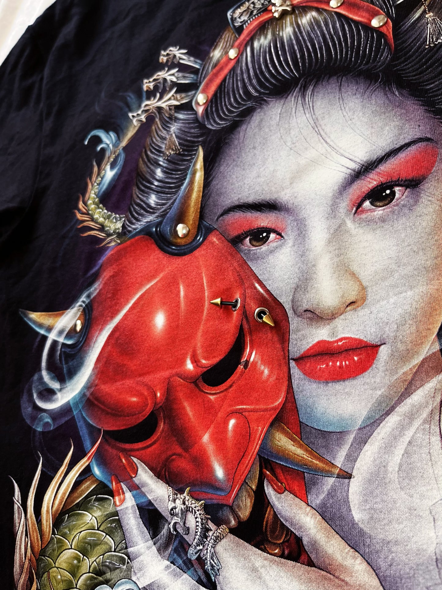 Vintage Geisha cotton shirt with PIERCING & embossed dragon details 👺👹
