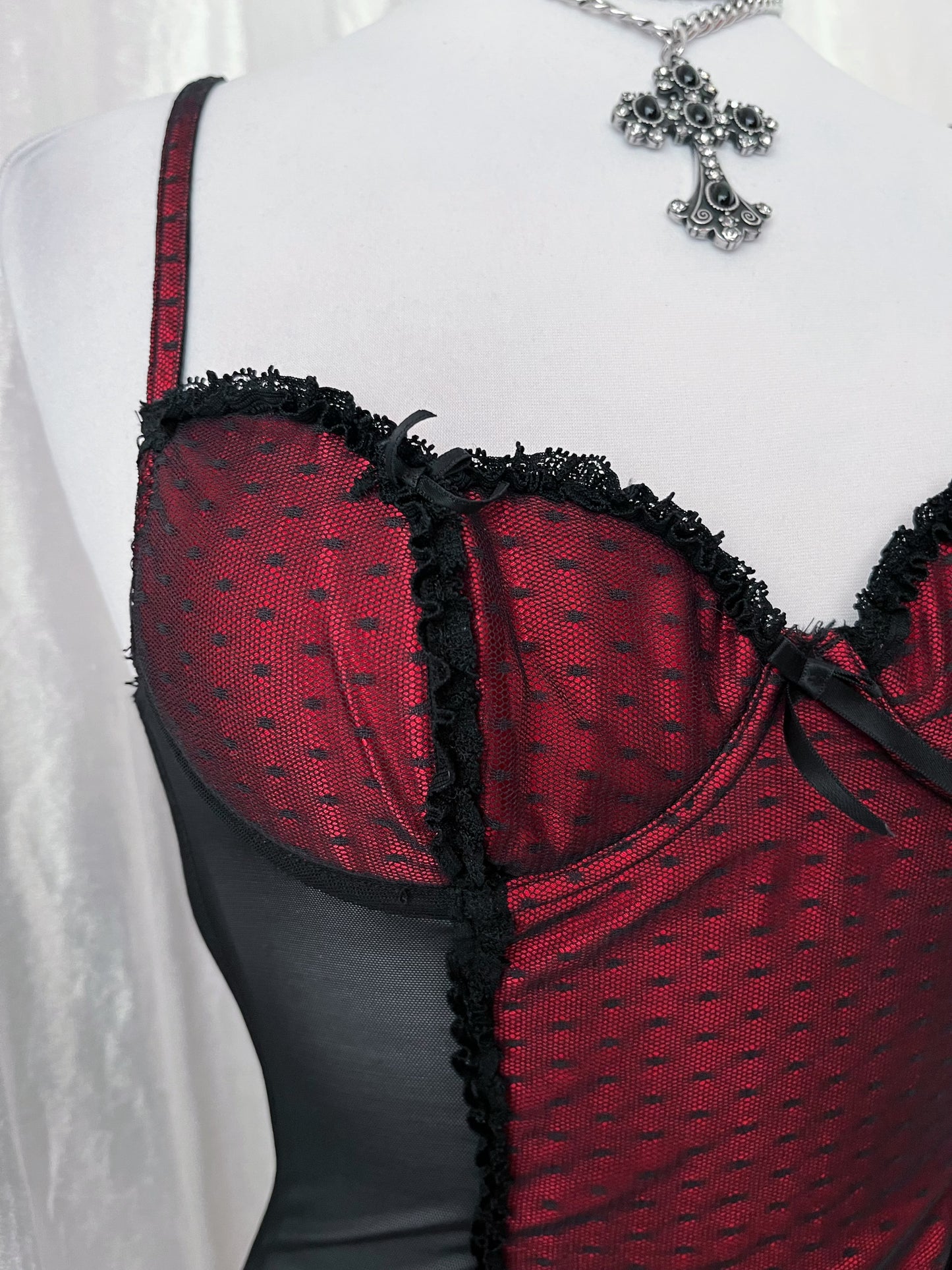 00’s vampire mesh corset top with garters 🩸