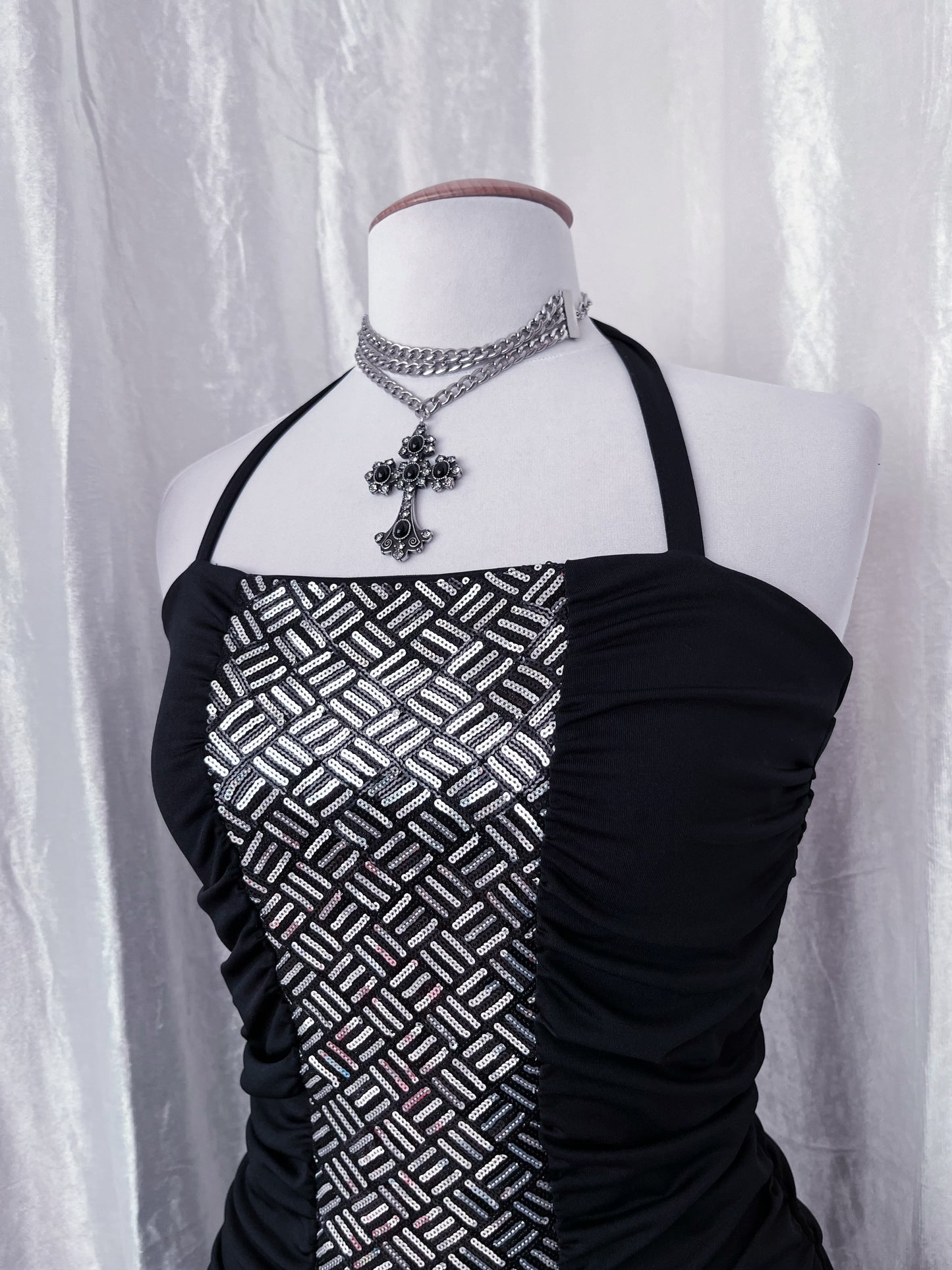 Prettiest mermaid core Melrose dress with sequin detail 🧜🏻♀️