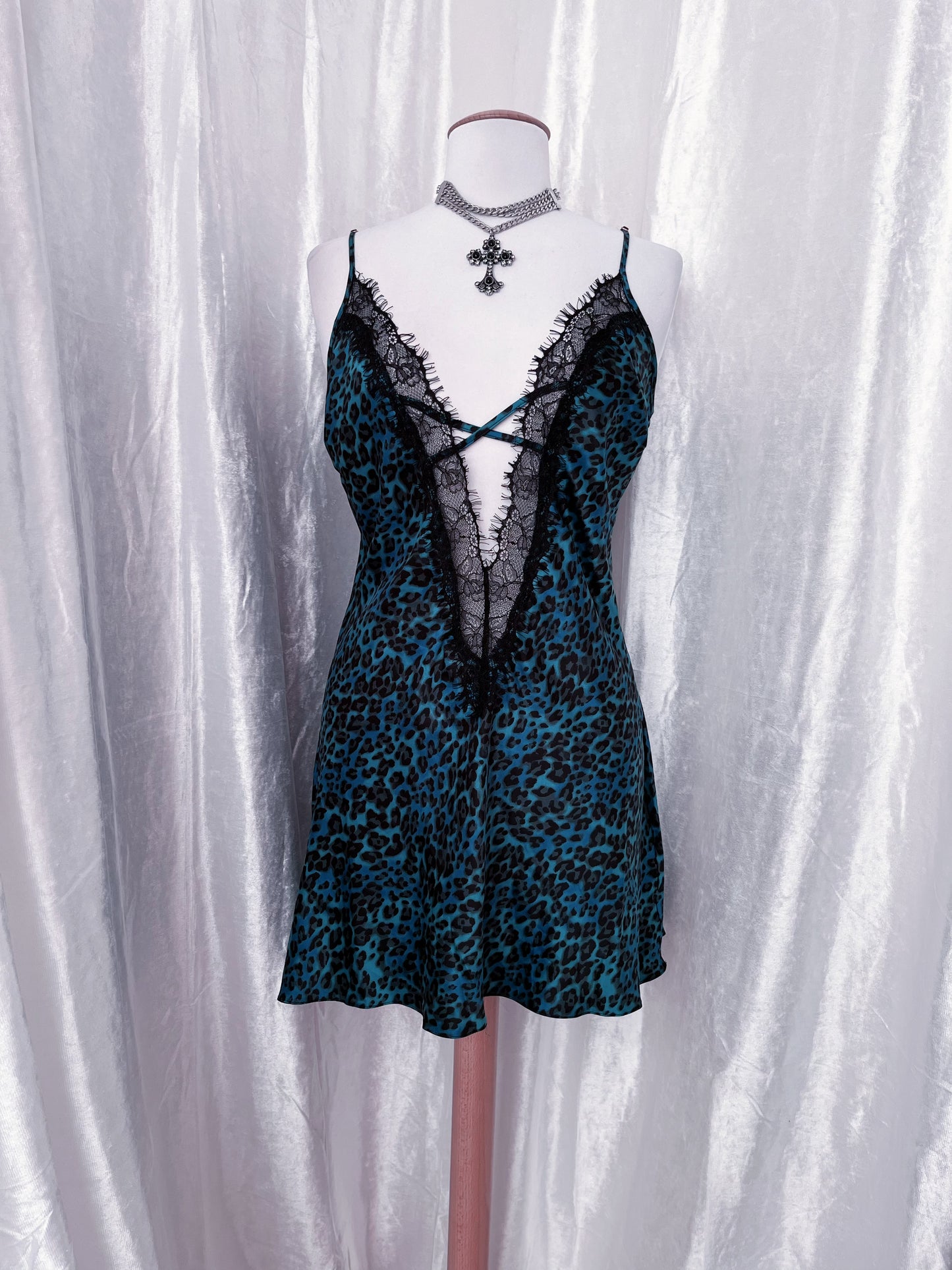 ♱Iconic hot leopard print nightgown♱