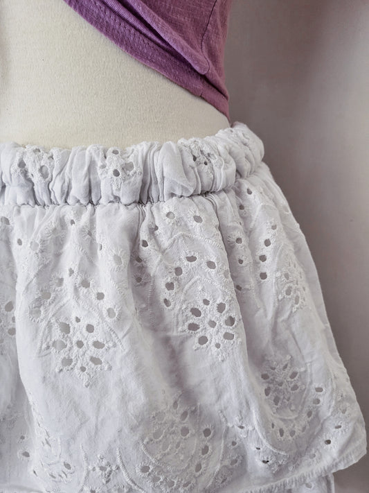 Beautiful fairy white skirt π¦