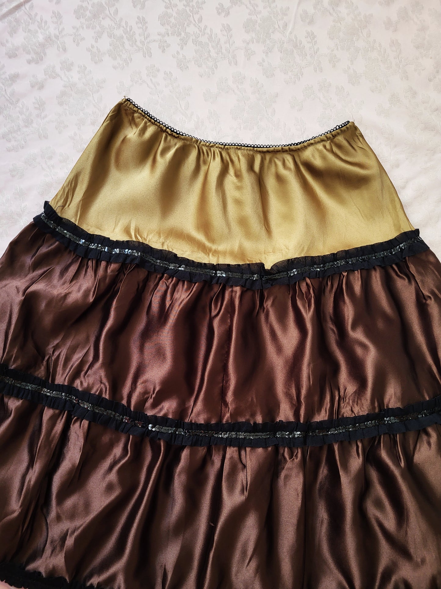 00's brand new fairy satin skirt 🦋✨️