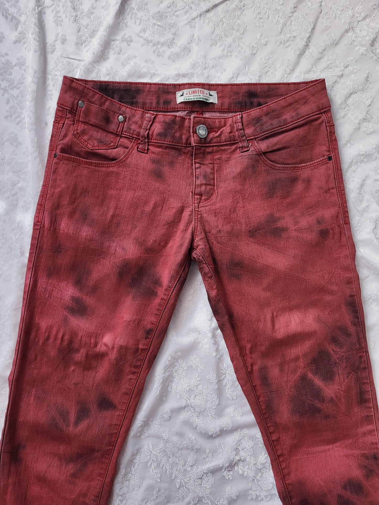 Clockhouse alt washed out jeans with tie dye detail 🍓