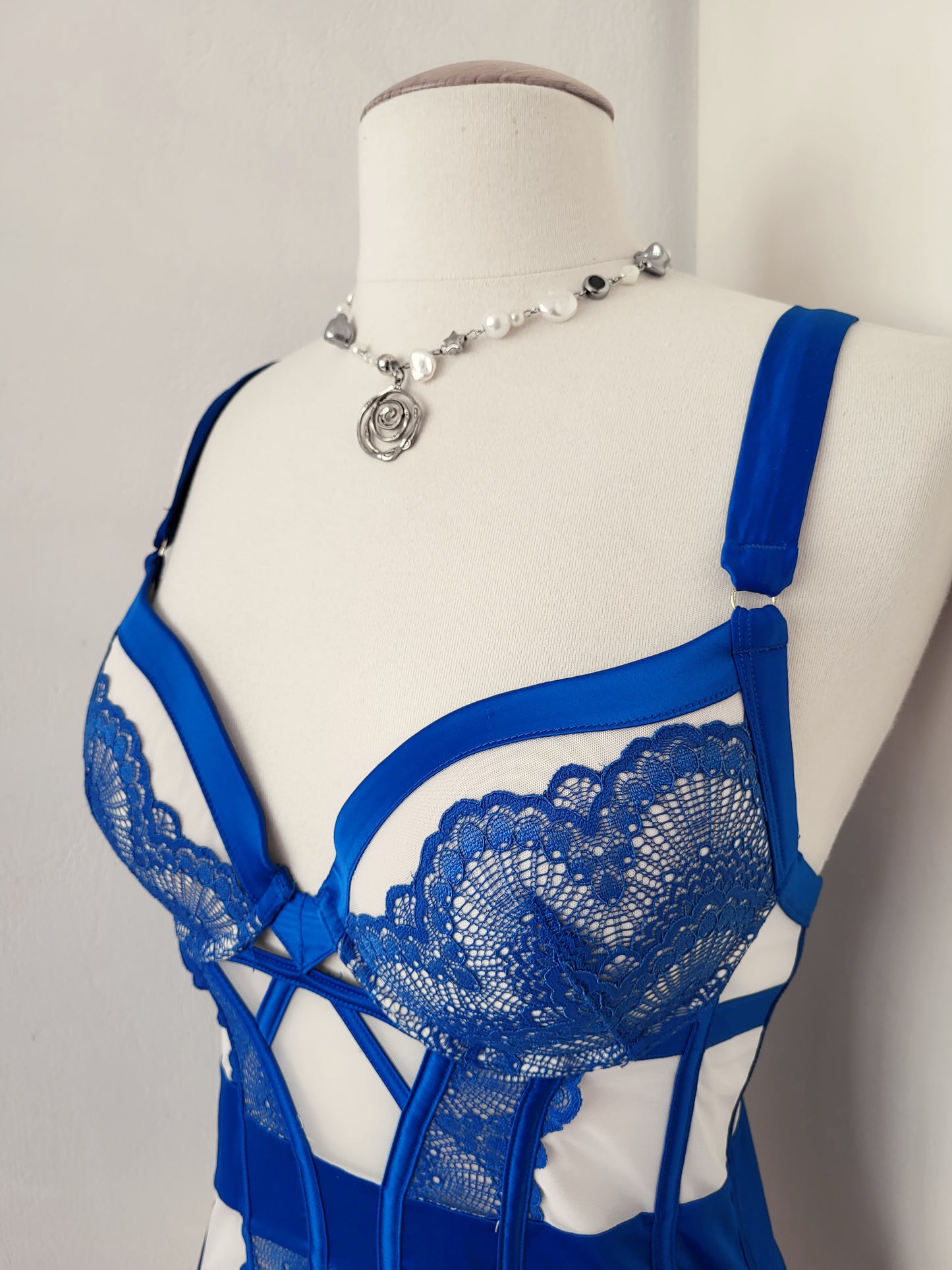 Mesmerising fairy blue & white corset 🧚🏼♂️