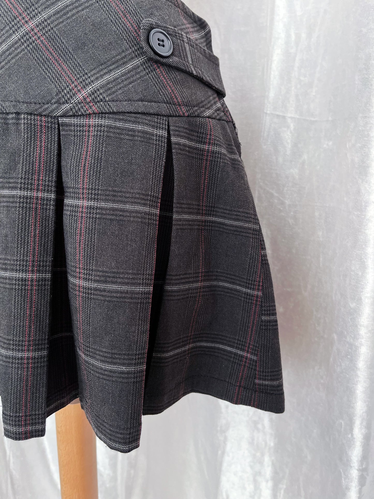 Amazing mini plaid skirt ✨