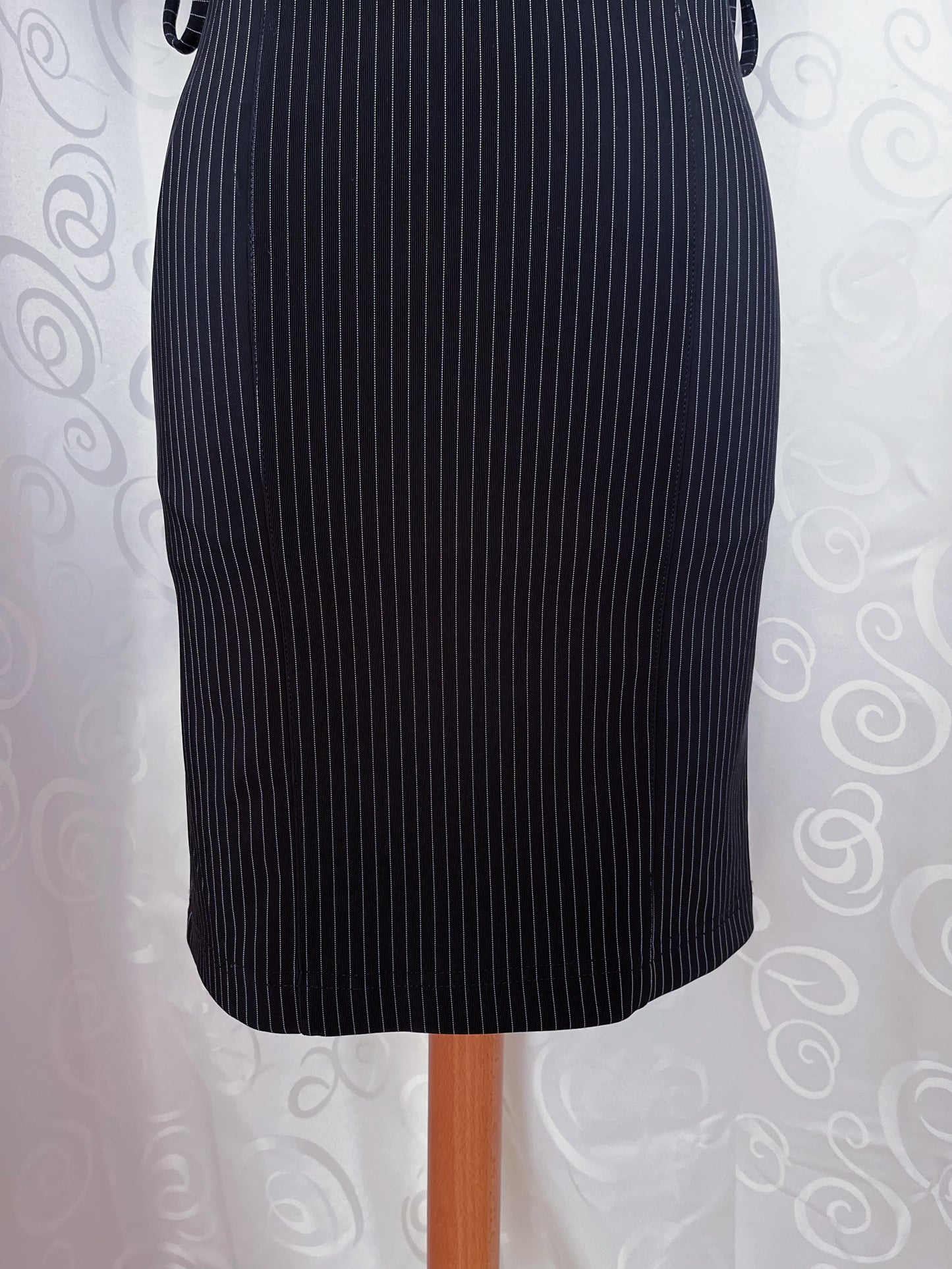 00’s new deadstock Office Goth striped & mesh dress with ruffle detail 🕷️
