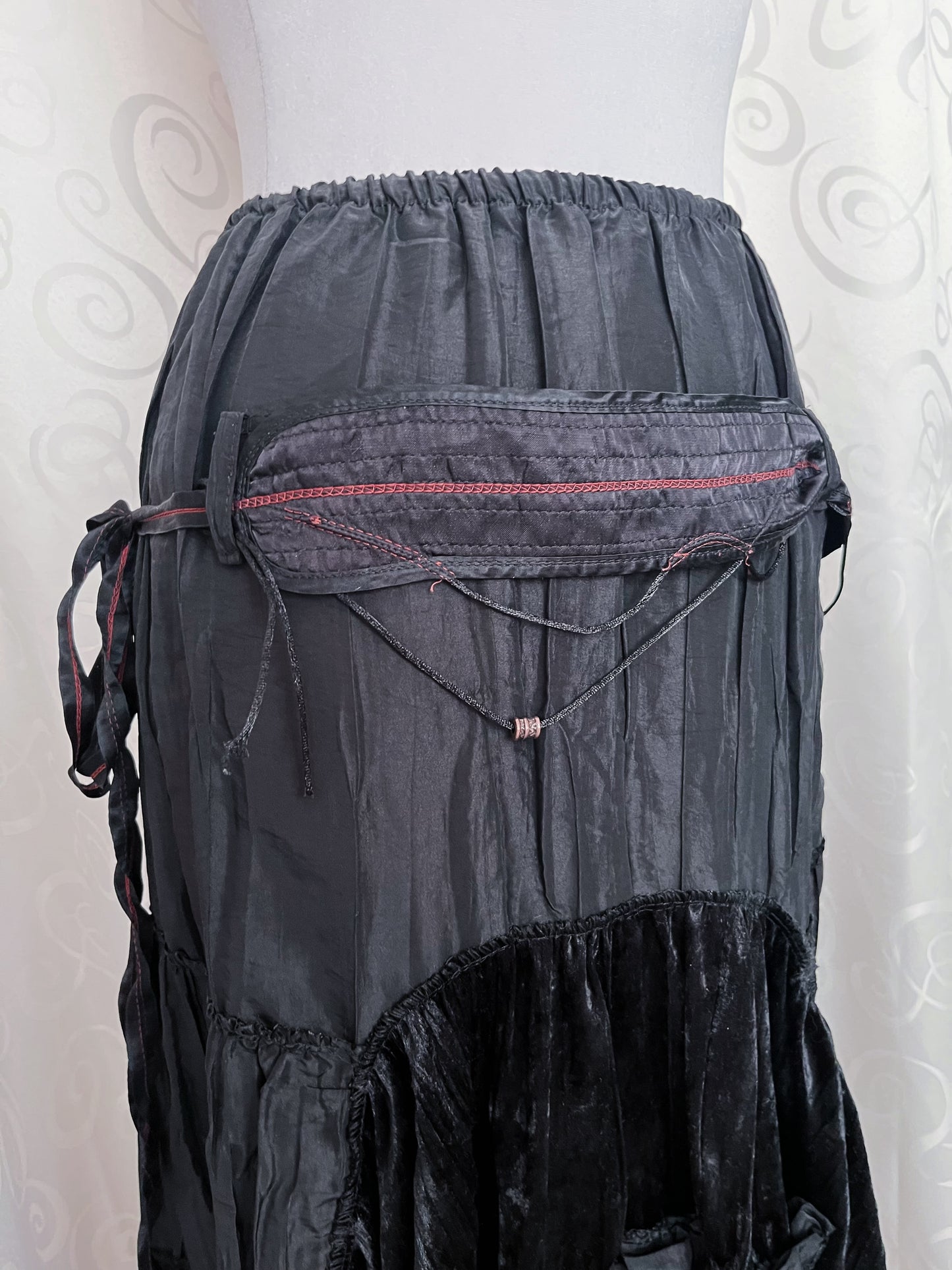 00’s whimsy maxi skirt with velvet detail 🦇