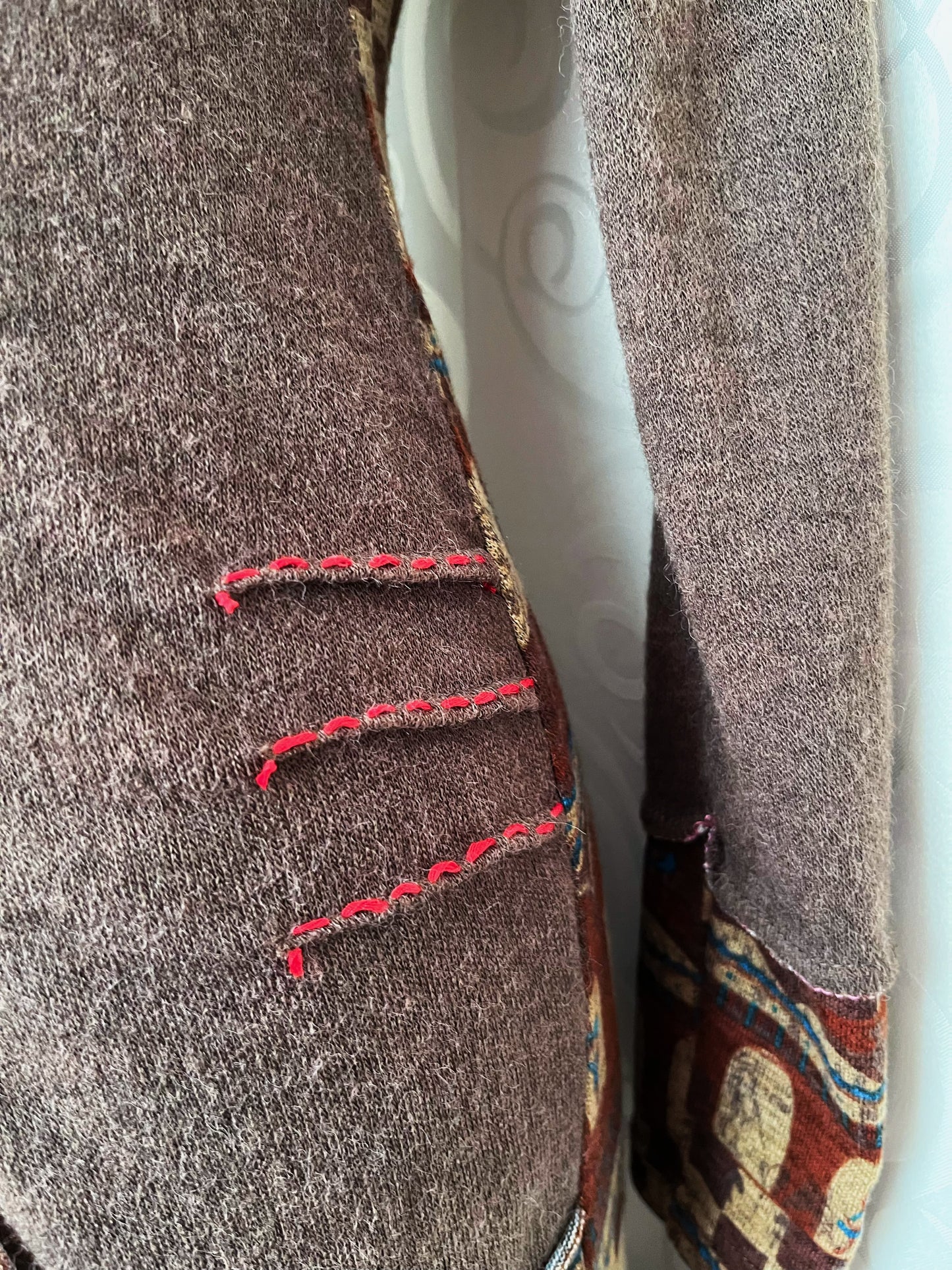 00's Whimsy Twee dress with beautiful egyptian design and faux mohair feel 🌒🍎