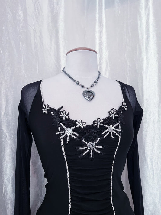 00’s dark fairy beaded top with mesh sleeves 🧚🏼
