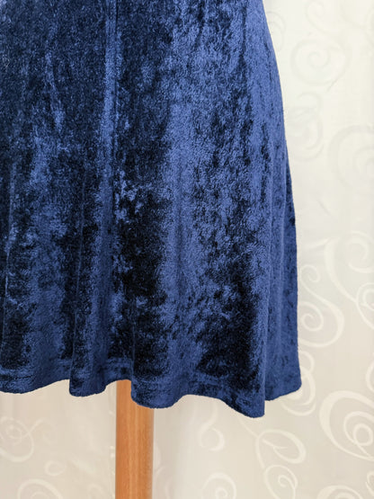 00’s Whimsygoth blueberry blue velvet dress 🫐🦋