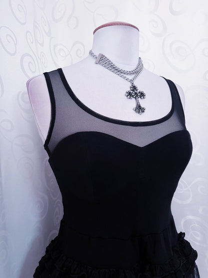 00’s Horror Protagonist / ballerina black top with tulle layering 🕸️🩰
