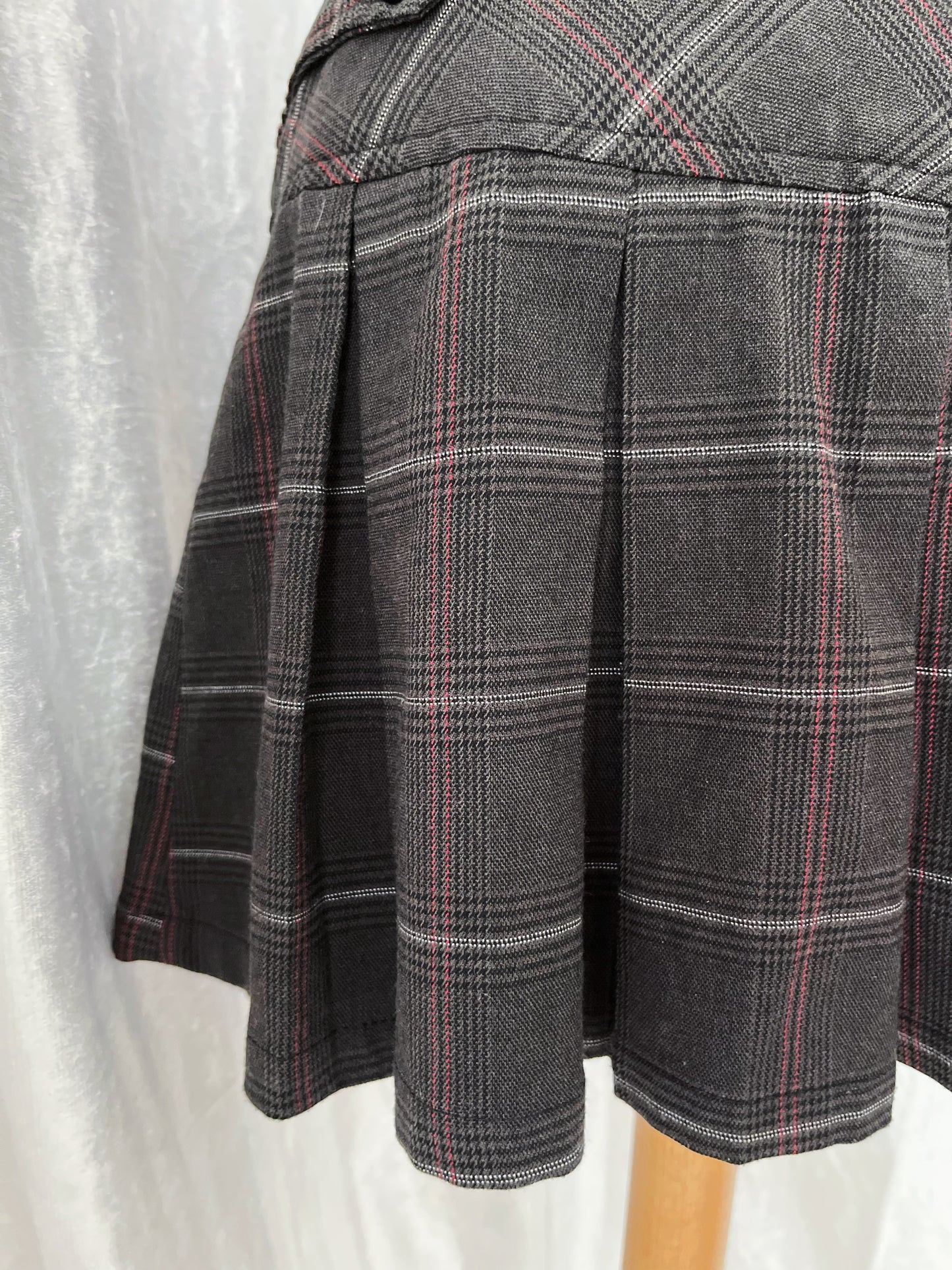 Amazing mini plaid skirt ✨