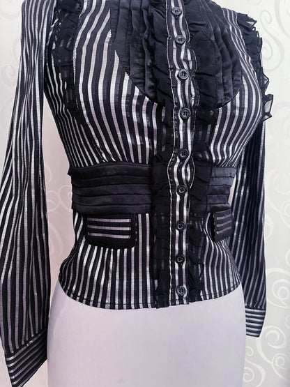 00’s Gothic/Jirai Kei striped ruffle shirt 🖤🌀