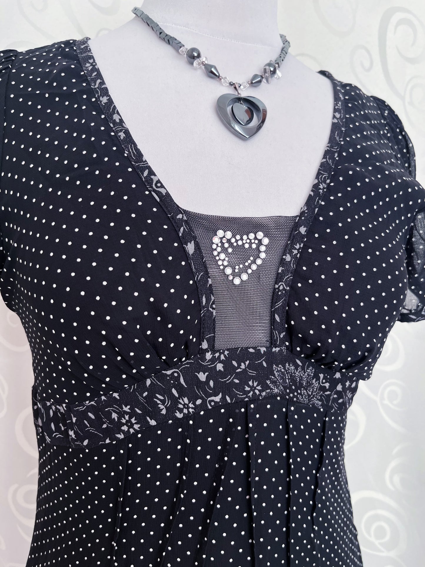 Dark coquette polka dot silk & viscose dress with heart bead detail 🎹🎶
