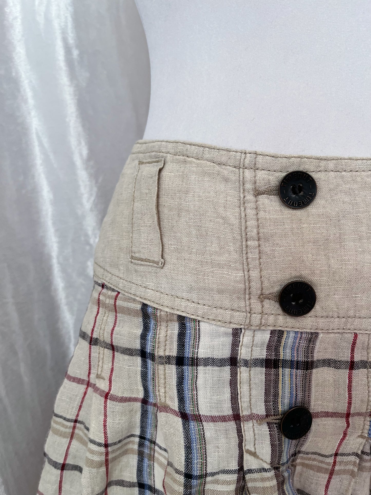 Cute dark academia x coquette linen skirt 📖📓