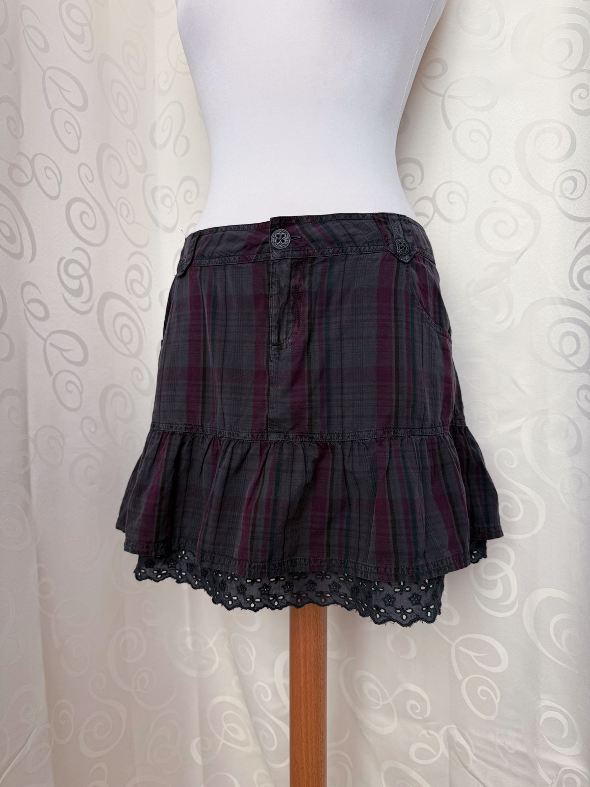 Espirit Emo/Dark Coquette plaid skirt 🫀