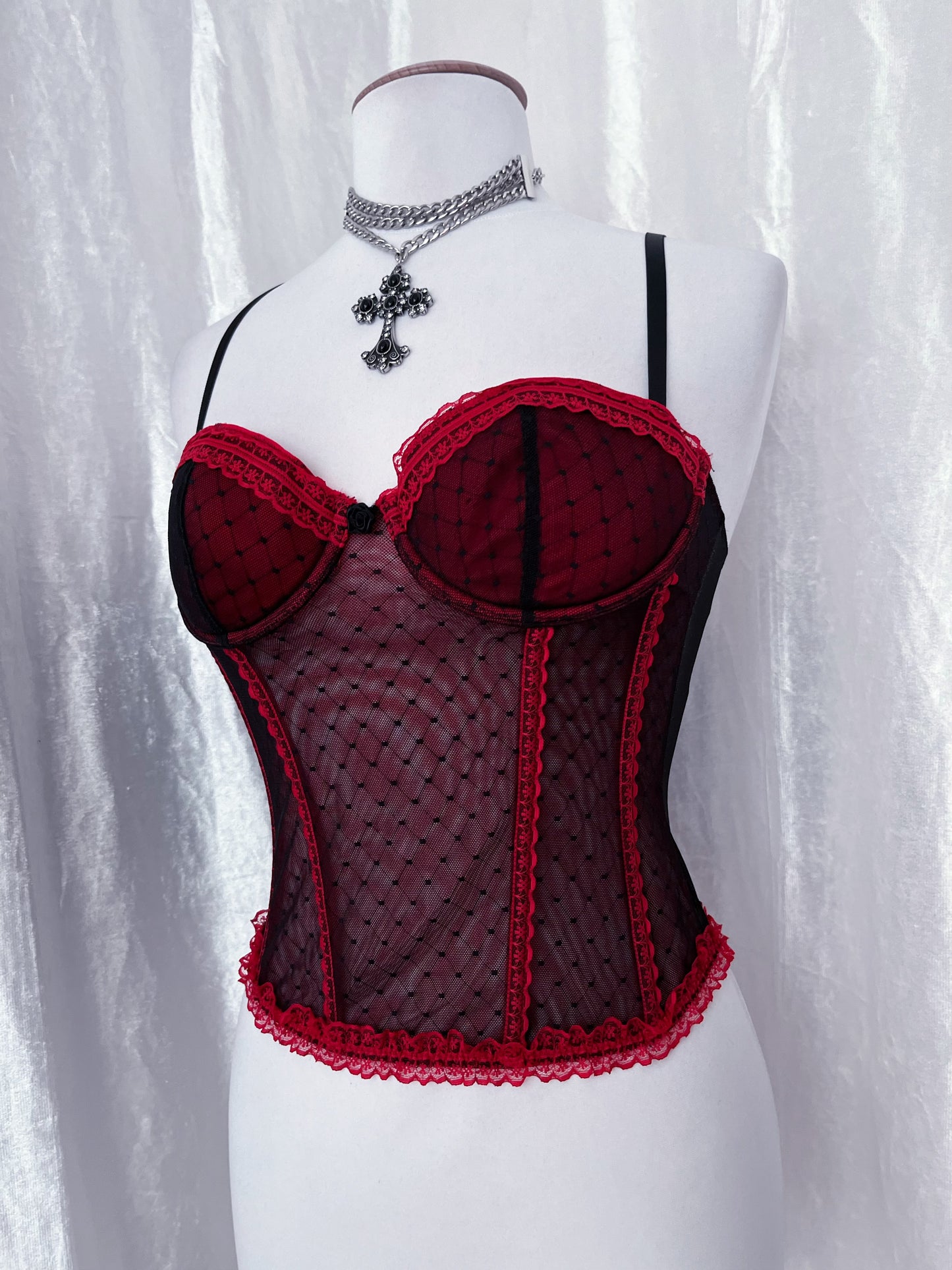 Old H&M vampire lace & mesh corset top 🌹