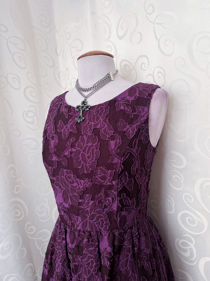 Yessica Whimsygoth purple dress with embossed leaves detail 💜