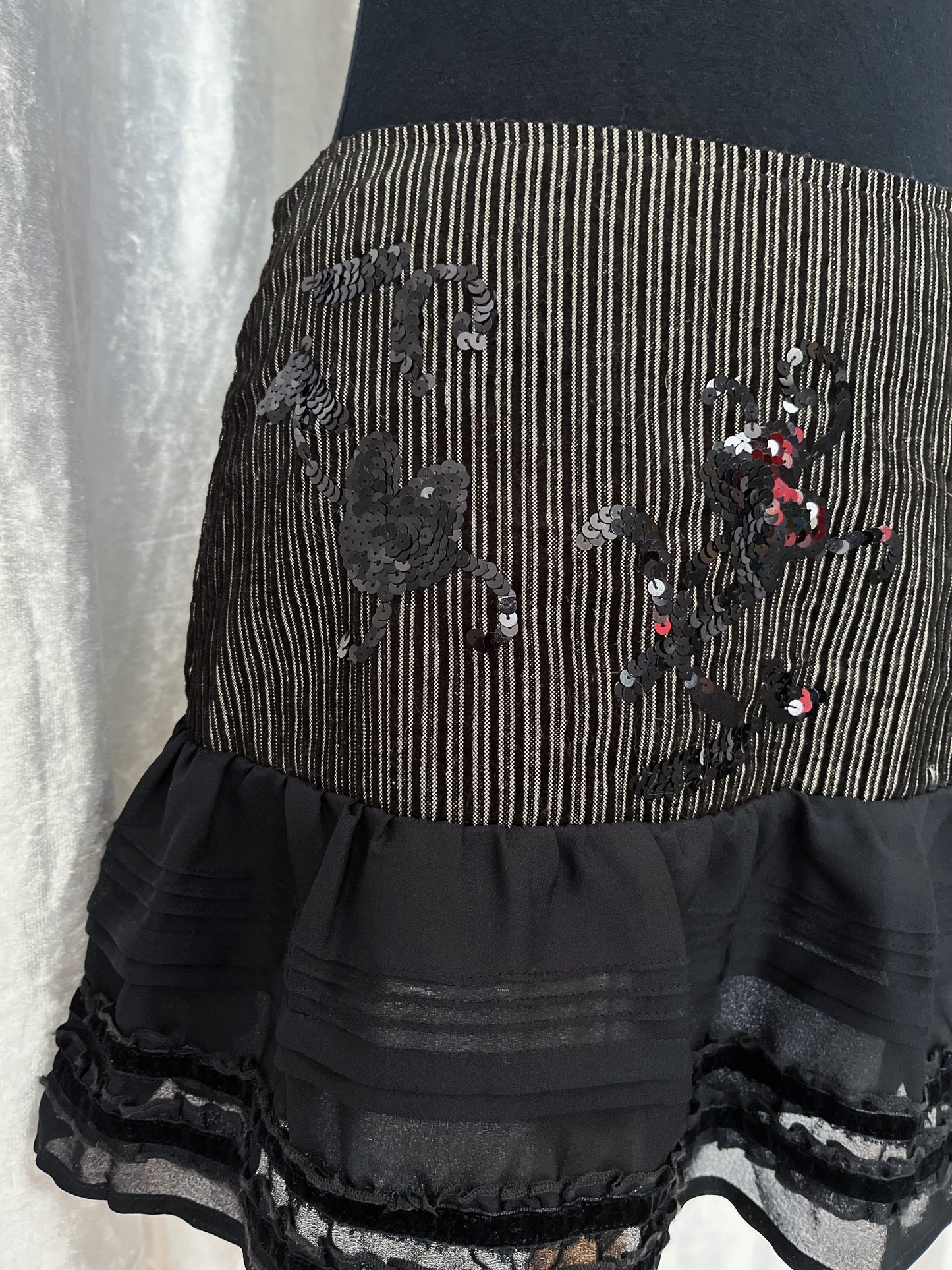 00’s Morgan dark coquette skirt