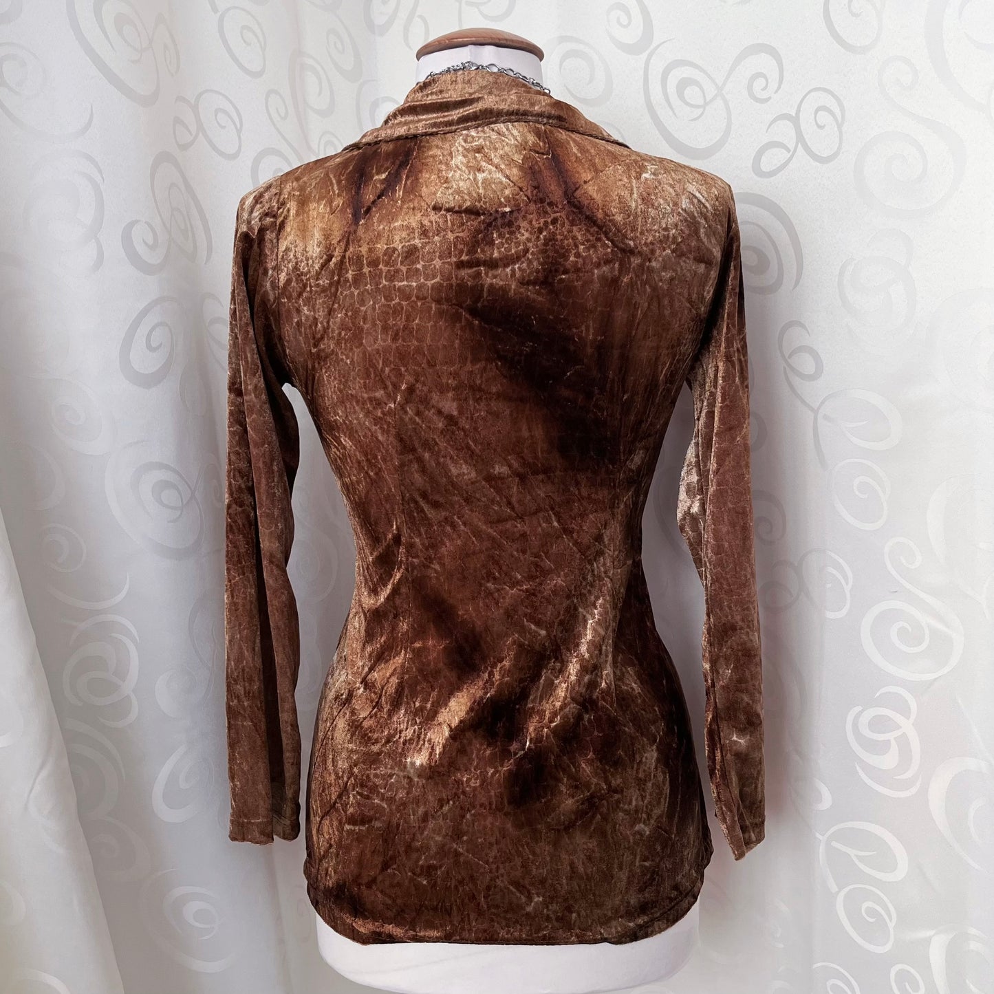 Vintage golden snake print cardigan/shirt ✨🐍⭐️
