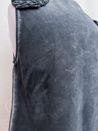 Gothic grey oversize ruffle shirt 🦇