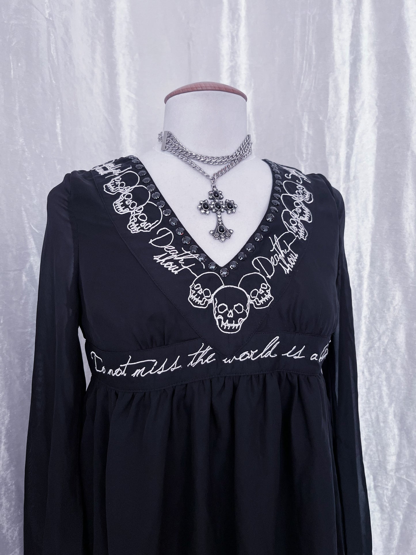 DEADSTOCK Japanese Ghost of Harlem Oversize Mesh top with embroidered skull details 💀