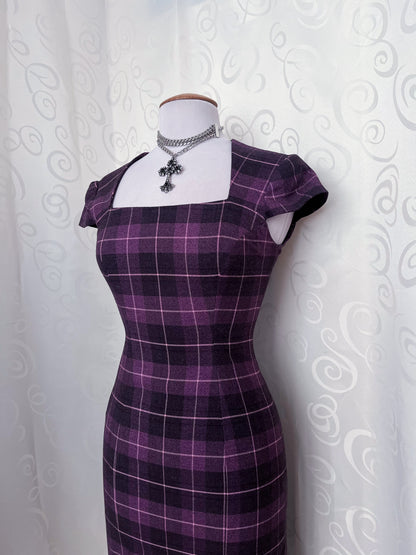 Perfect purple Alt tartan office dress 💜🌀