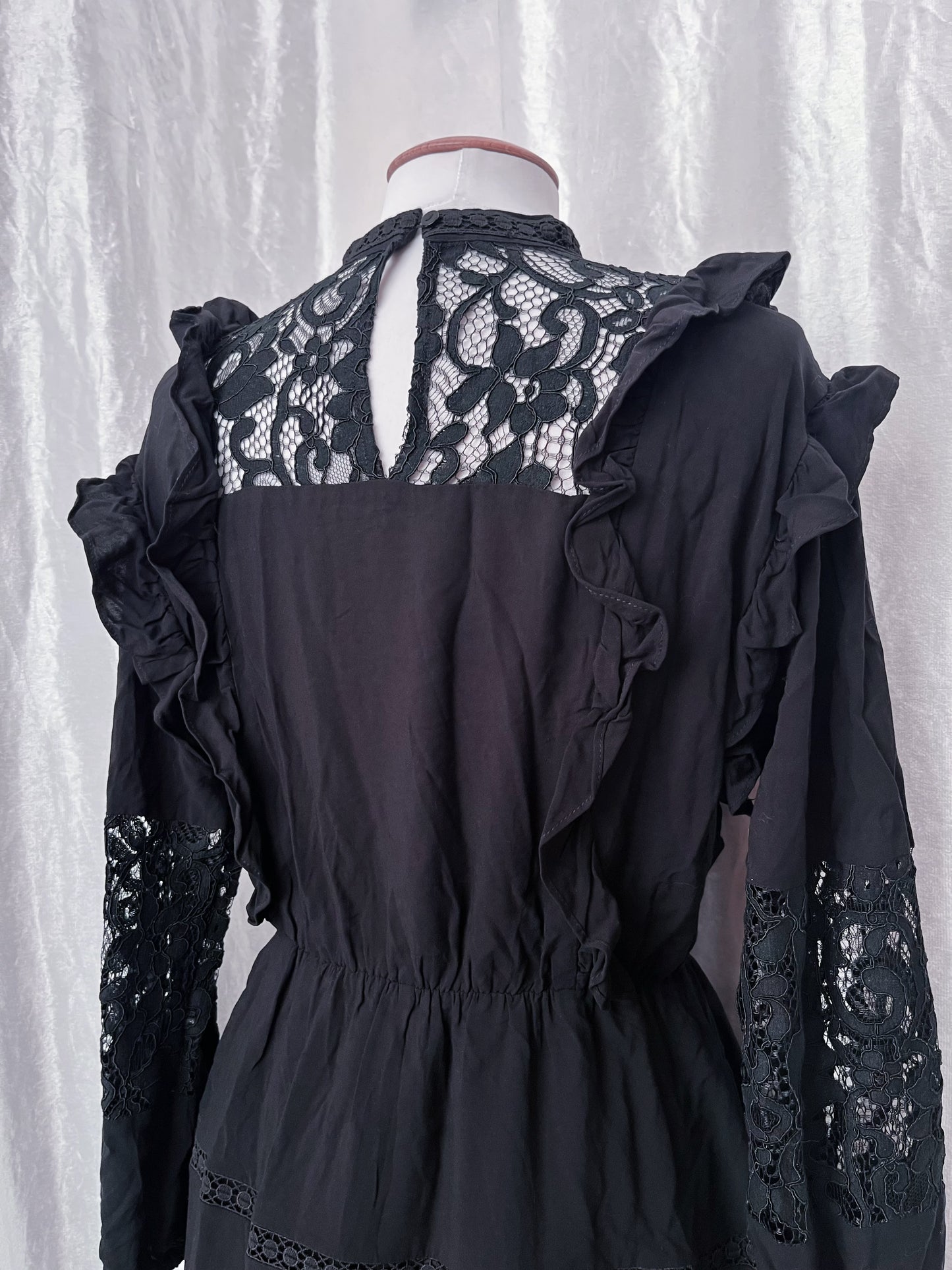 Gothic lolita black dress ˚₊‧⁺⋆♱